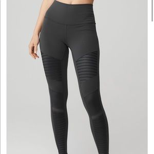 Alo leggings
